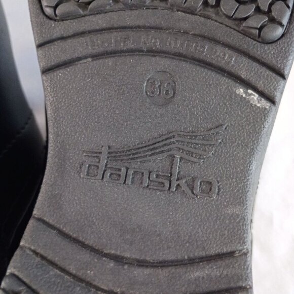 Dansko XP 2.0 Black Leather Slip Resistant Clogs Women’s Size 36 Pre-Owned - Picture 7 of 12